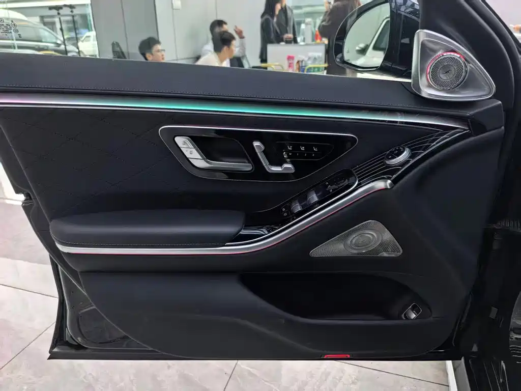 Mercedes-Benz S-Class 2023 — фото 6