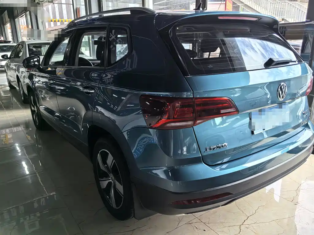Volkswagen Tharu 2020