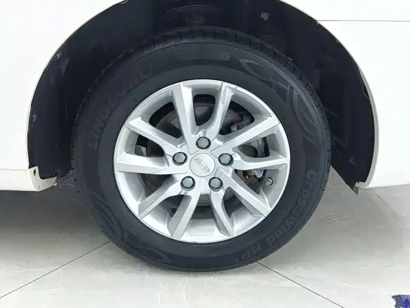 Geely Emgrand 2020