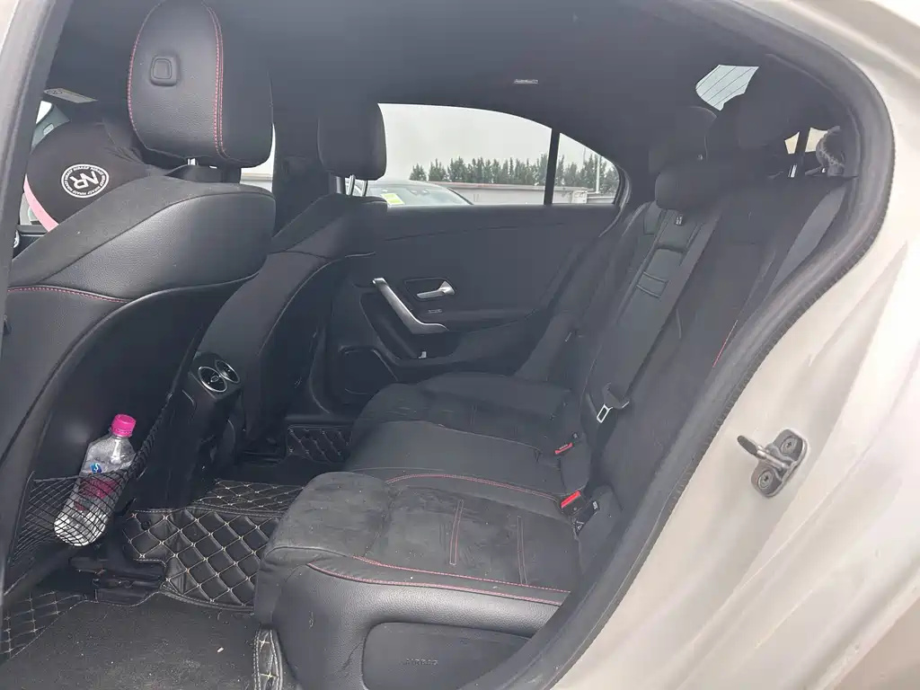 Mercedes-Benz A-Class 2023 — фото 14