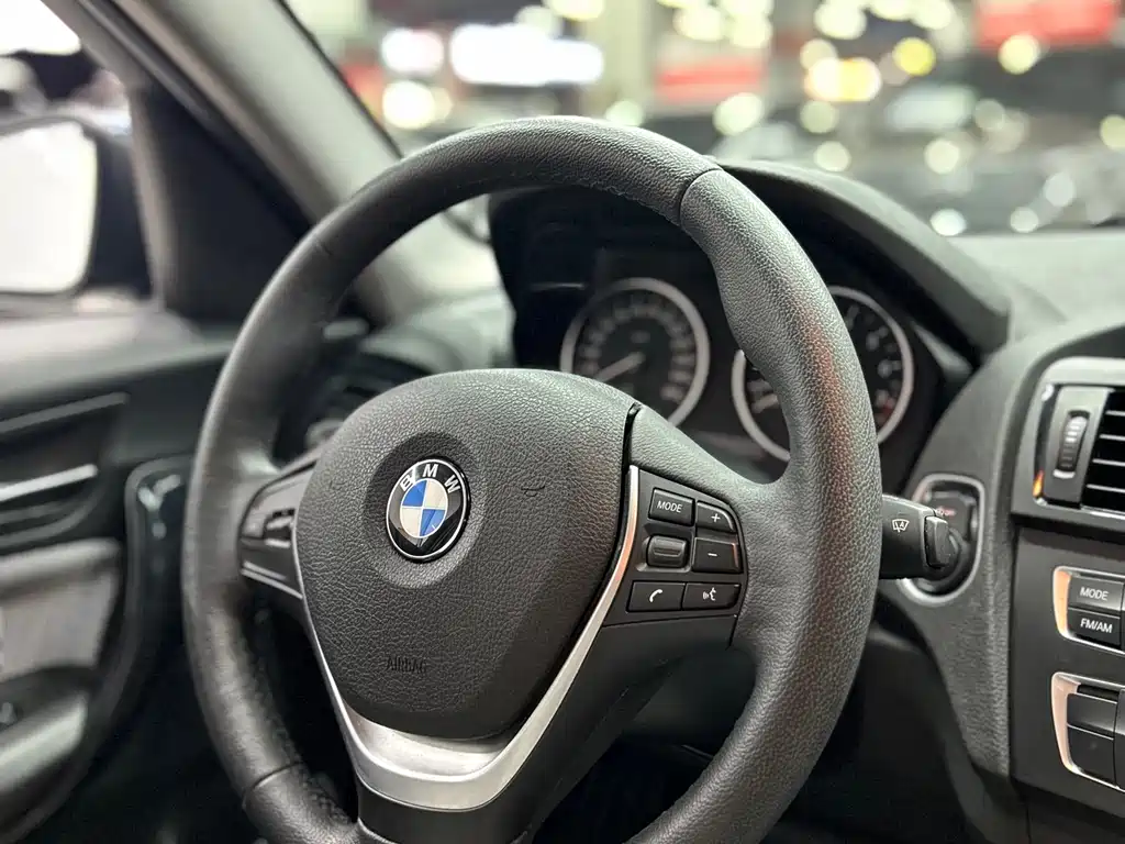 BMW 1 Series 2013 — фото 9