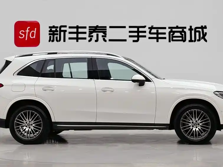Mercedes-Benz GLC 2023