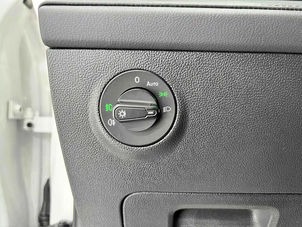 Volkswagen Tharu 2023 — фото 10