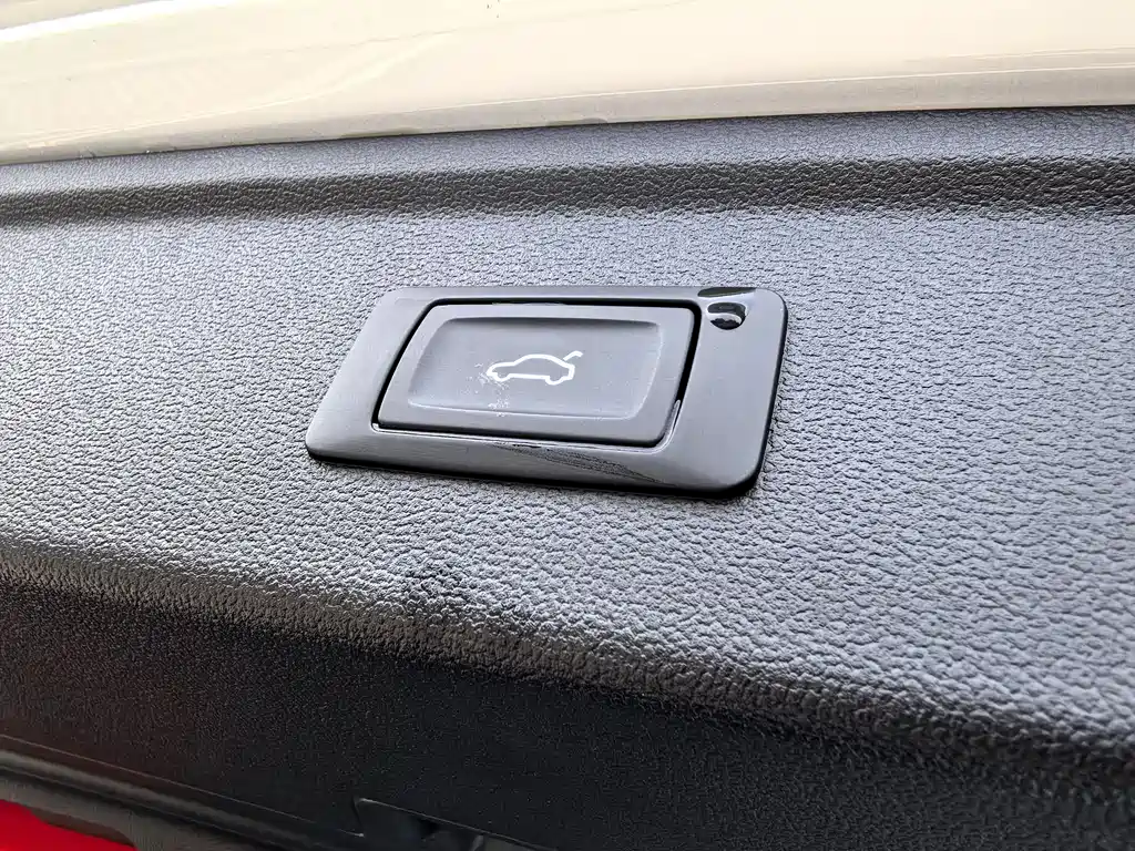 Audi A3 2023 — фото 10