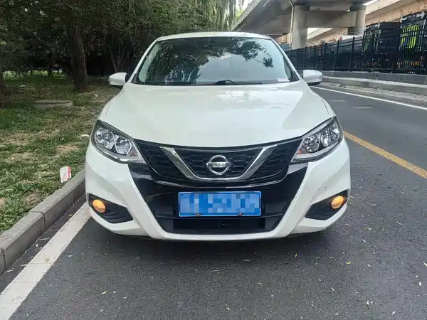 Nissan Tiida 2016