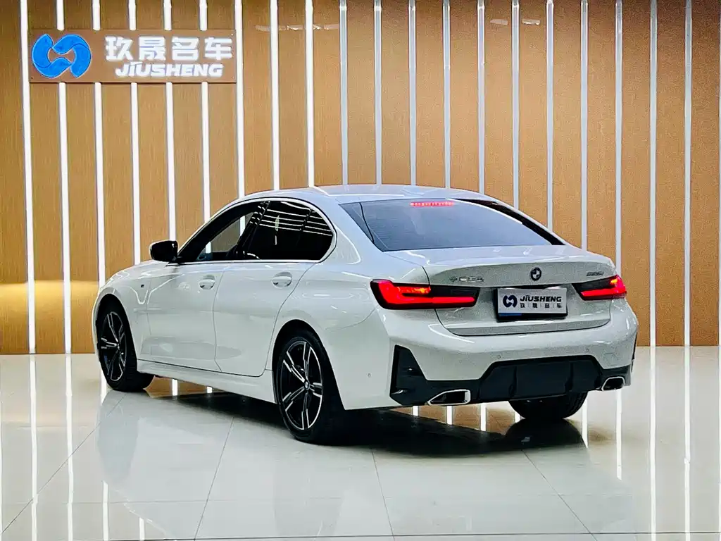 BMW 3 Series 2023