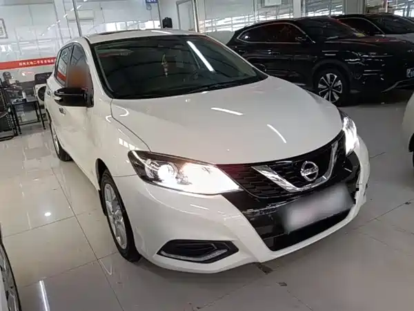 Nissan Tiida 2024