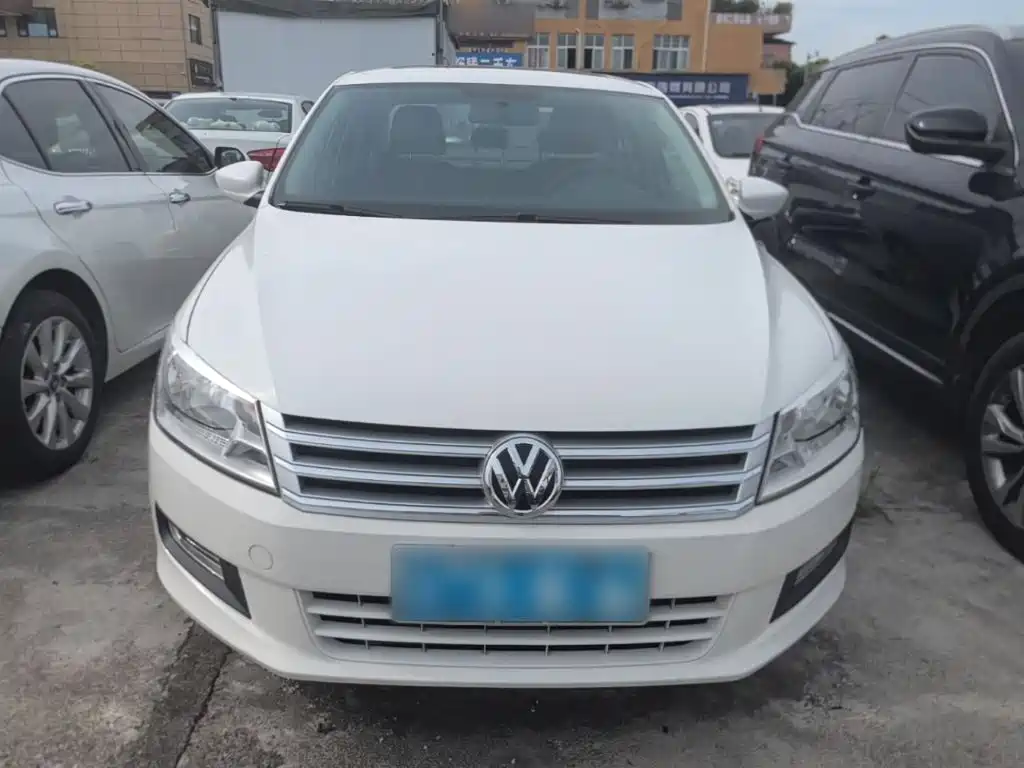 Volkswagen Santana 2015
