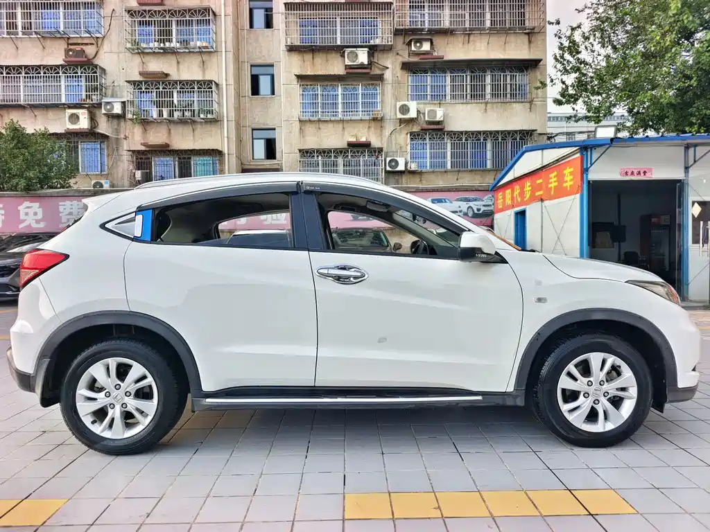 Honda Vezel 2017 — фото 5