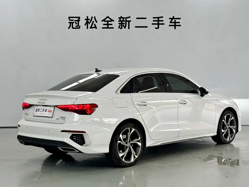 Audi A3 2022 — фото 9