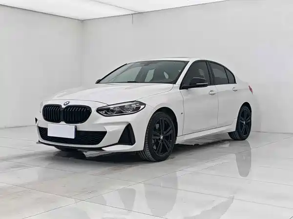 BMW 1 Series 2021