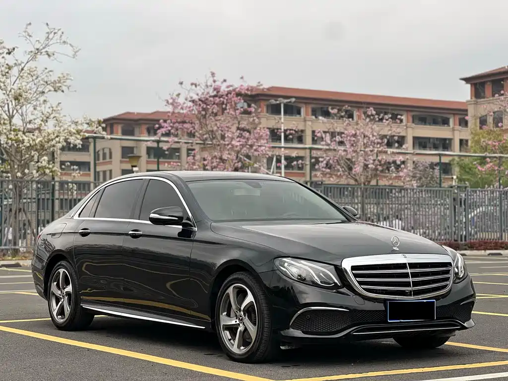 Mercedes-Benz E-Class 2019 — фото 2