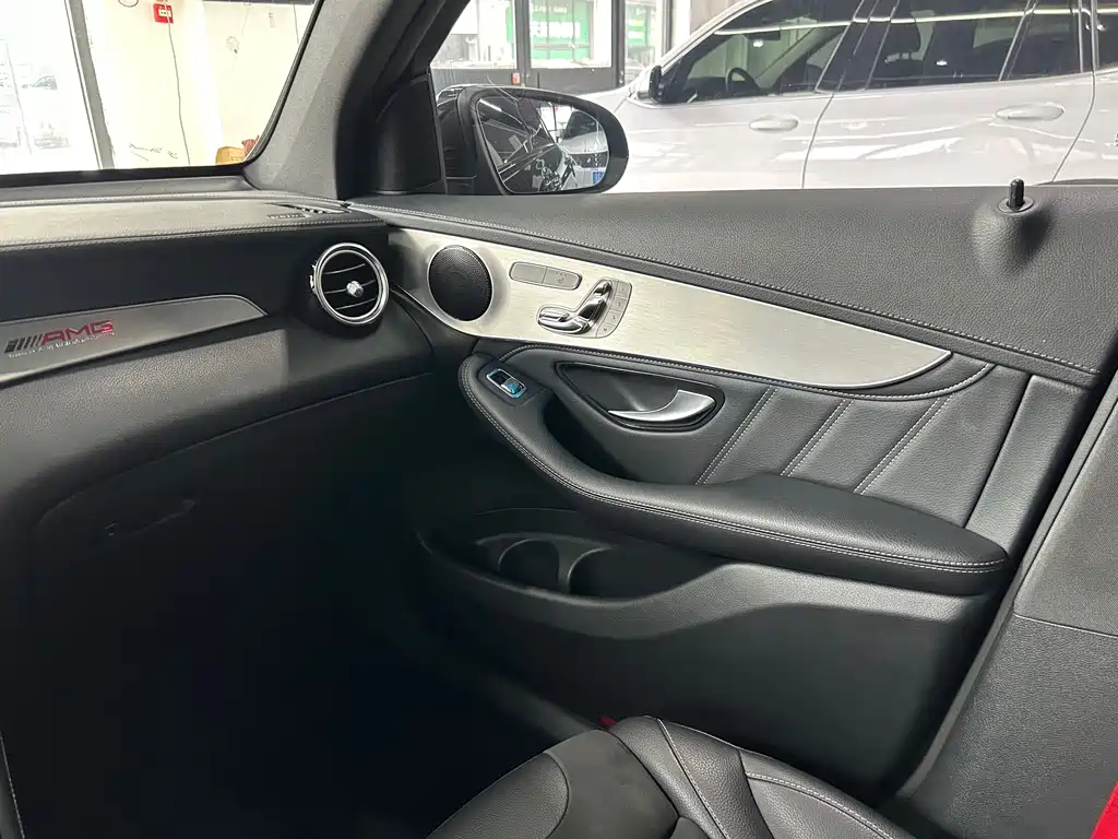 Mercedes-Benz GLC Coupe AMG 2019 — фото 16