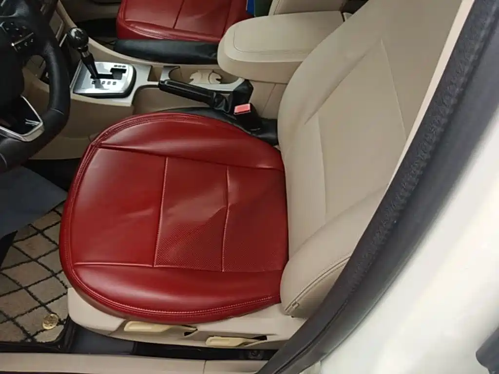 Ford Focus 2015 — фото 11