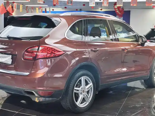 Porsche Cayenne 2014