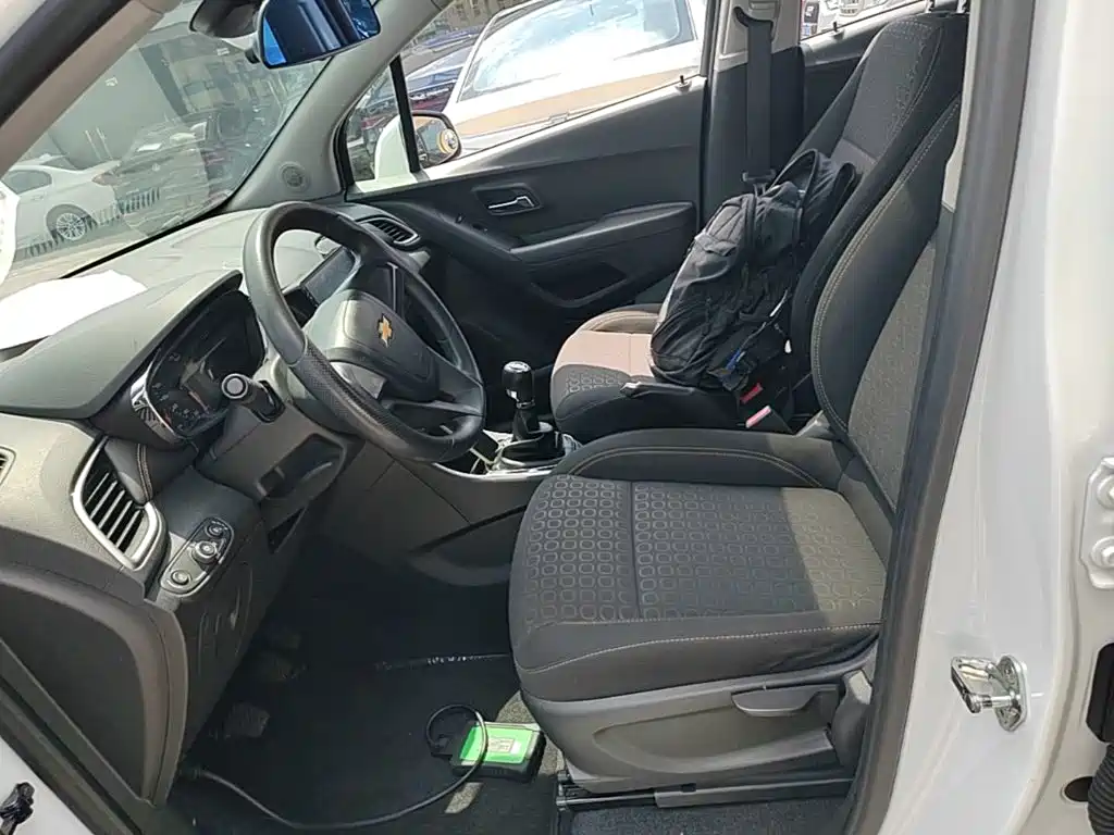 Chevrolet Trax 2018 — фото 15