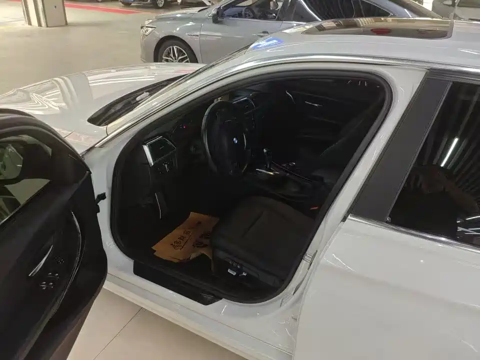 BMW 3 Series 2016