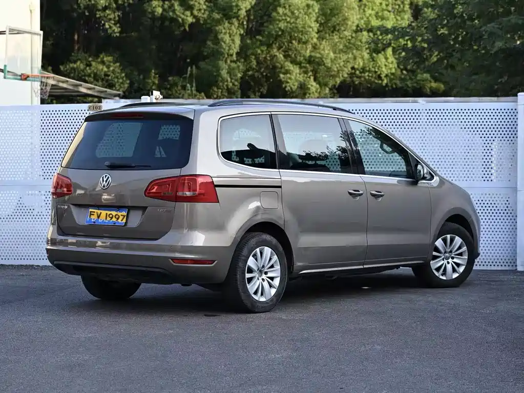 Volkswagen Sharan 2016 — фото 5