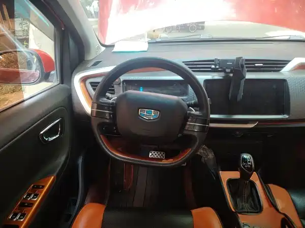 Geely Vision X1 2017