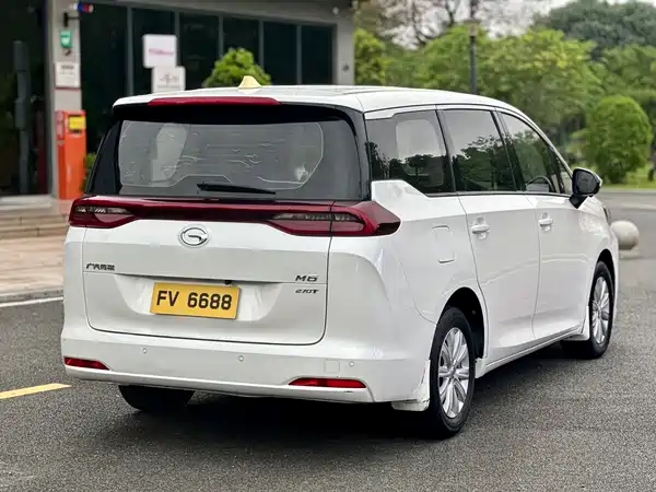 GAC Trumpchi M6 2021