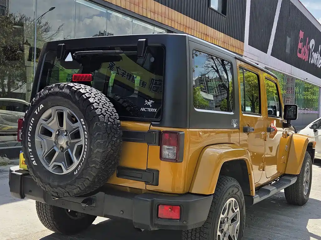Jeep Wrangler 2015