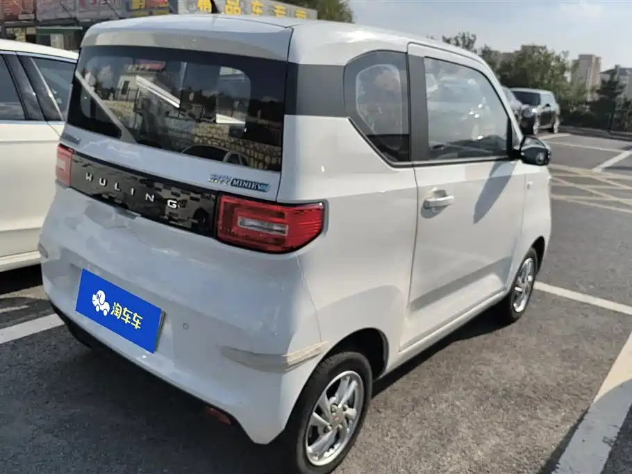Wuling MINIEV 2021