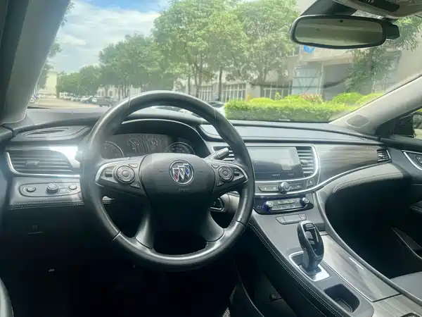 Buick LaCrosse 2022