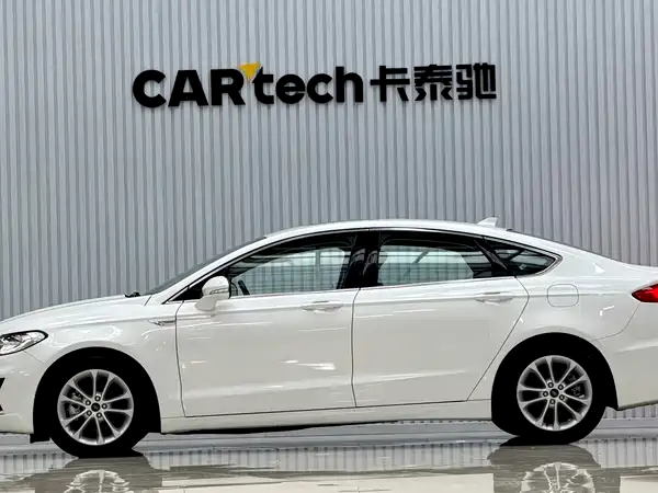 Ford Mondeo 2021