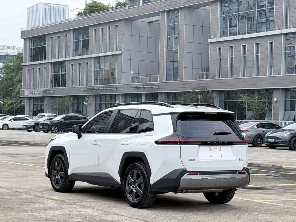 Toyota RAV4 2026