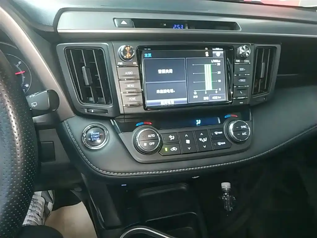 Toyota RAV4 2016 — фото 13