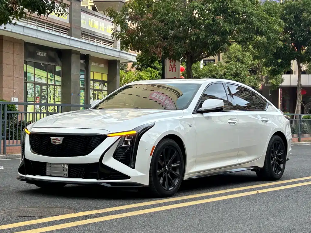Cadillac CT5 2024 — фото 1