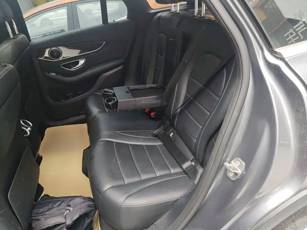 Mercedes-Benz GLC 2019 — фото 17