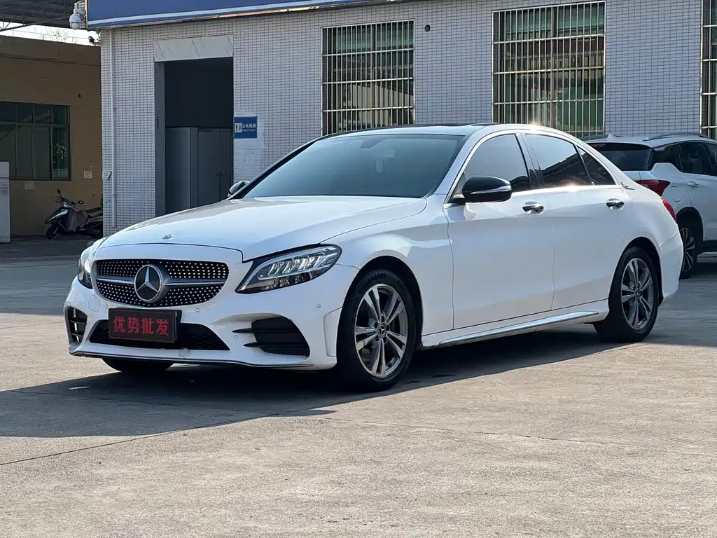 Mercedes-Benz C-Class 2019 — фото 1
