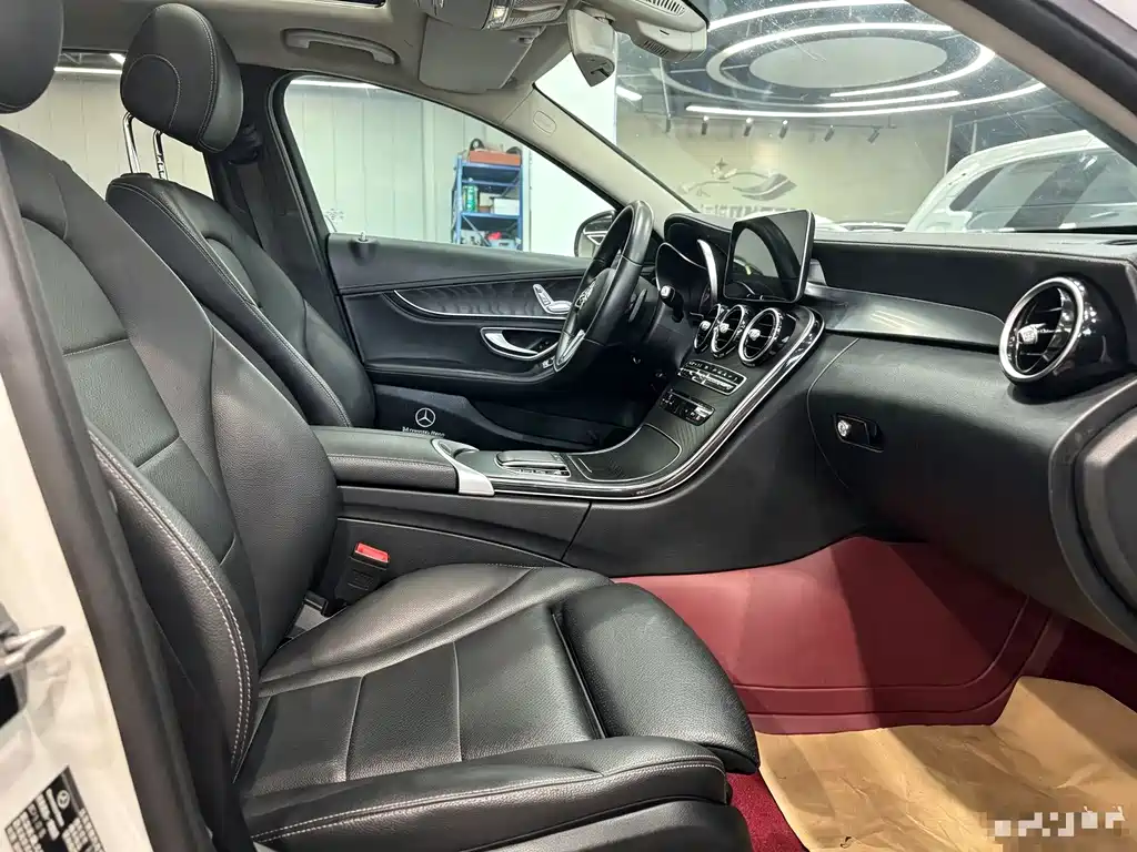 Mercedes-Benz C-Class 2019 — фото 9