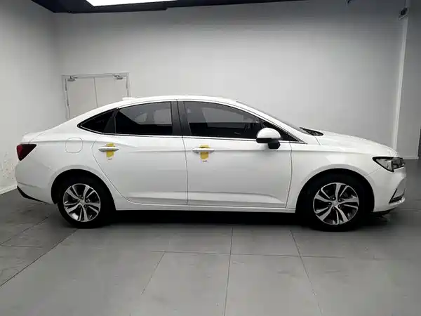 Buick Verano 2020