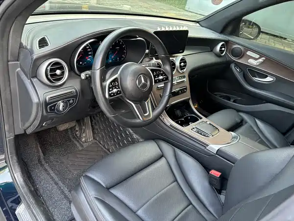 Mercedes-Benz GLC 2022