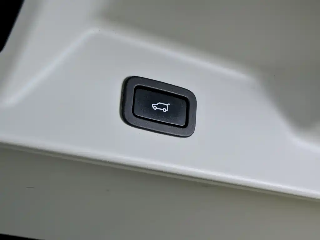 Land Rover Range Rover 2018 — фото 21