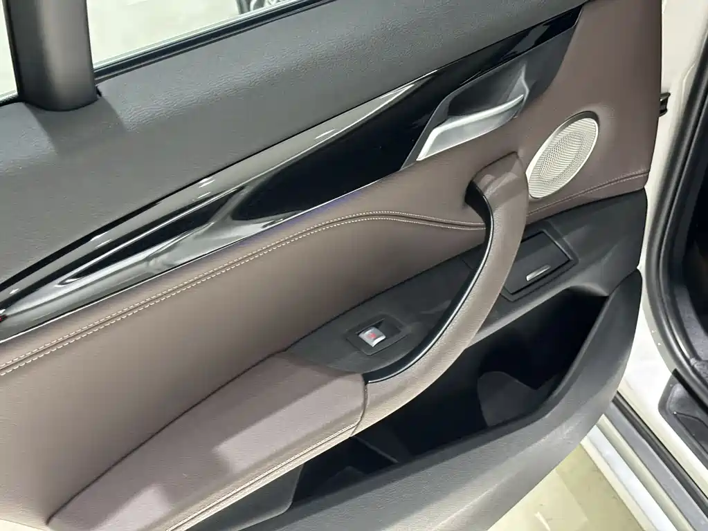 BMW X1 2022 — фото 15