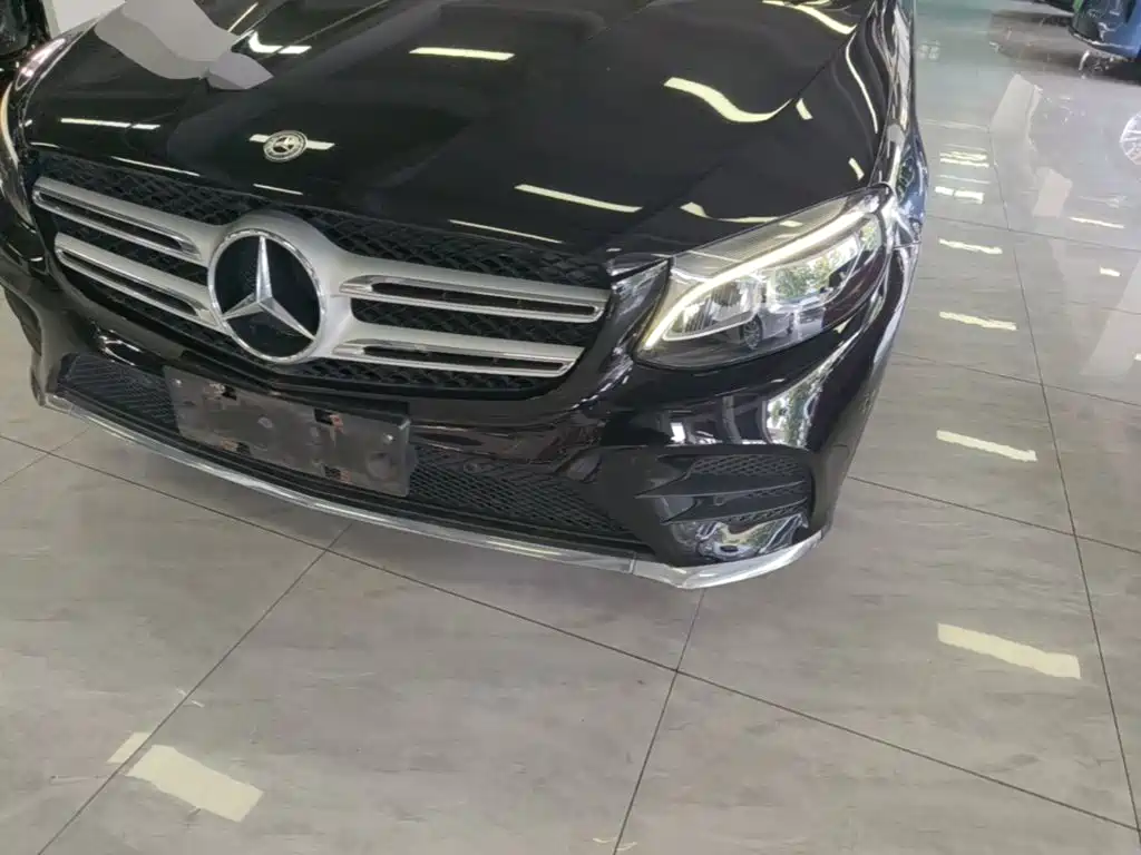 Mercedes-Benz GLC 2018 — фото 24