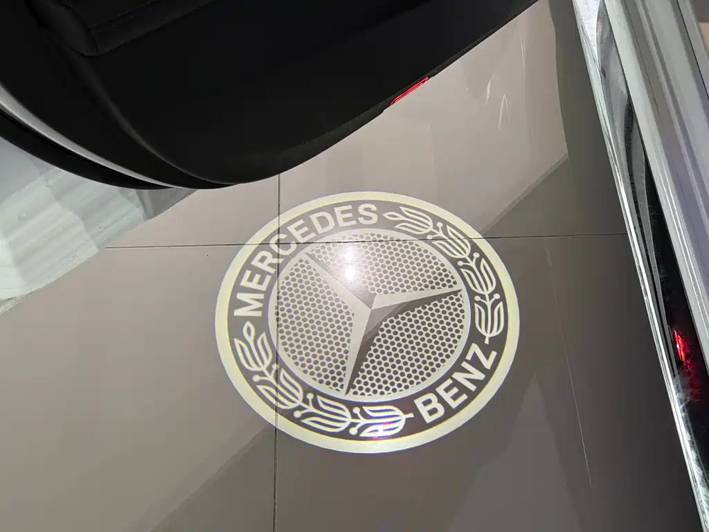 Mercedes-Benz C-Class 2023 — фото 4