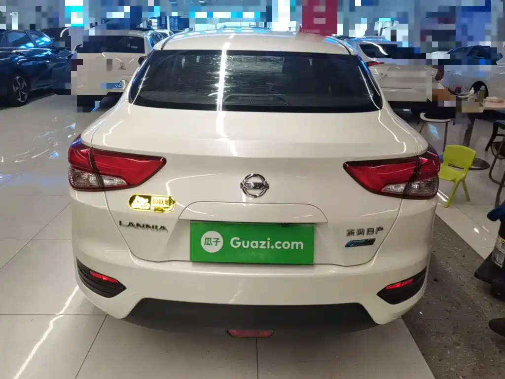 Nissan Bluebird 2019