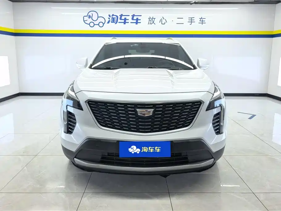 Cadillac XT4 2021 — фото 2