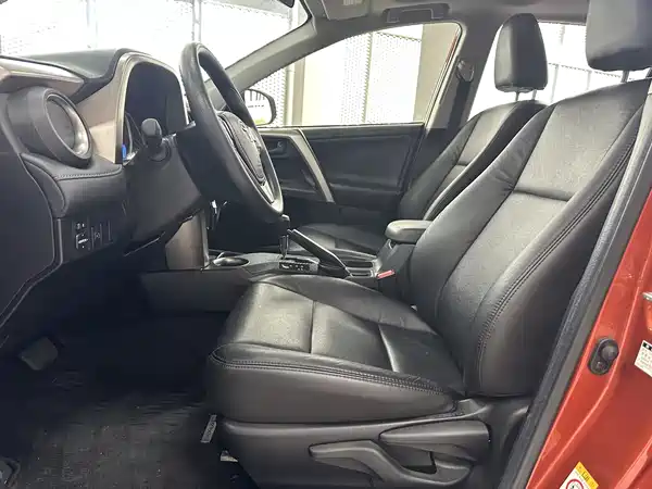 Toyota RAV4 2015
