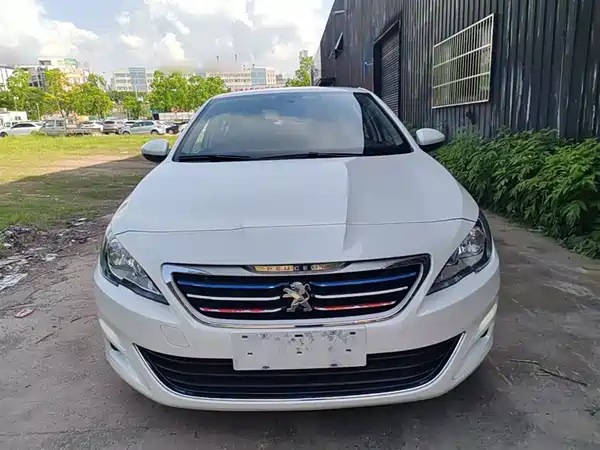 Peugeot 408 2014