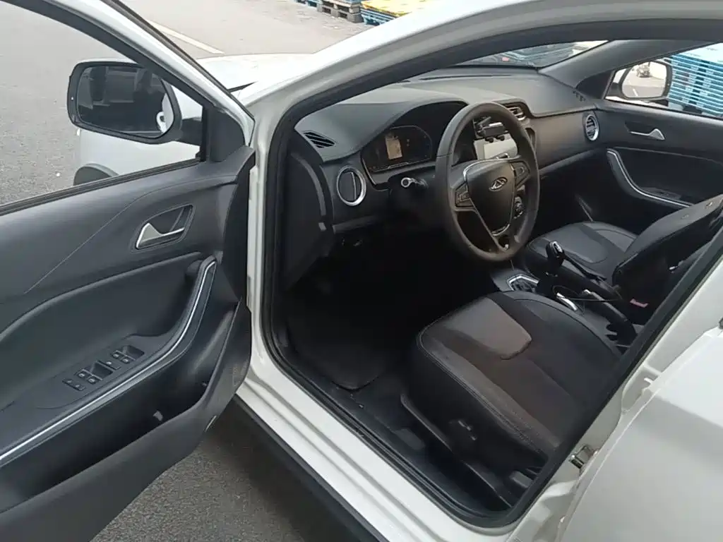 Chery Tiggo 3x 2018 — фото 16