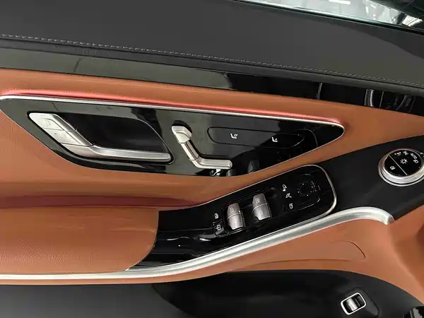Mercedes-Benz S-Class 2021