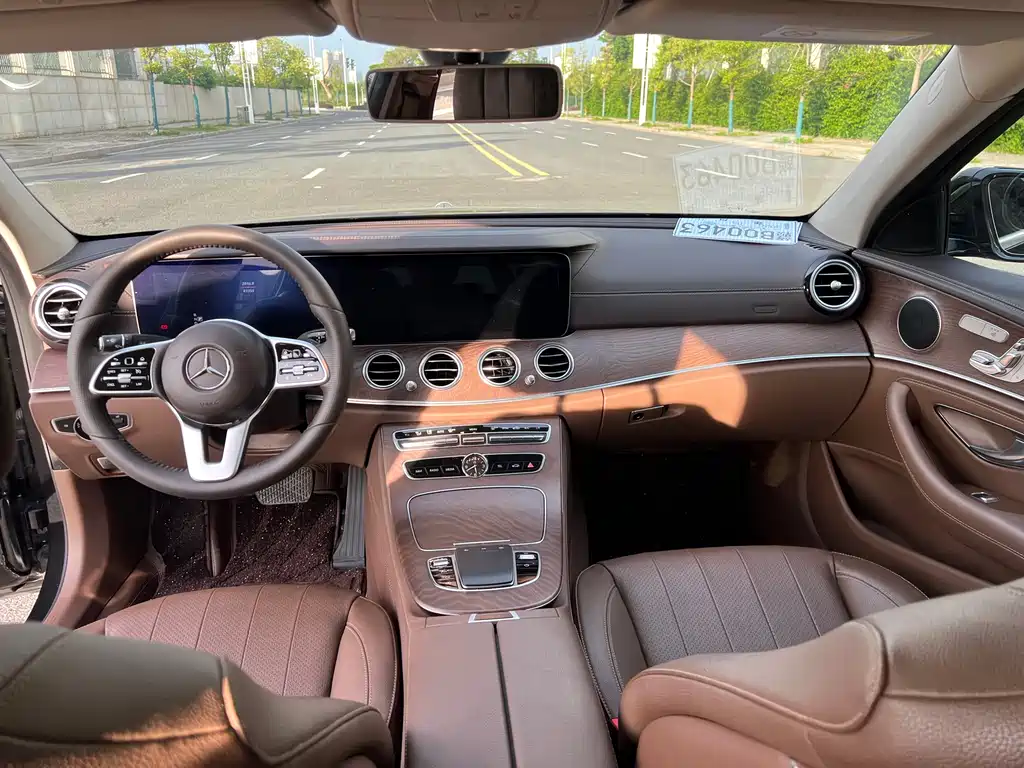 Mercedes-Benz E-Class 2020 — фото 5