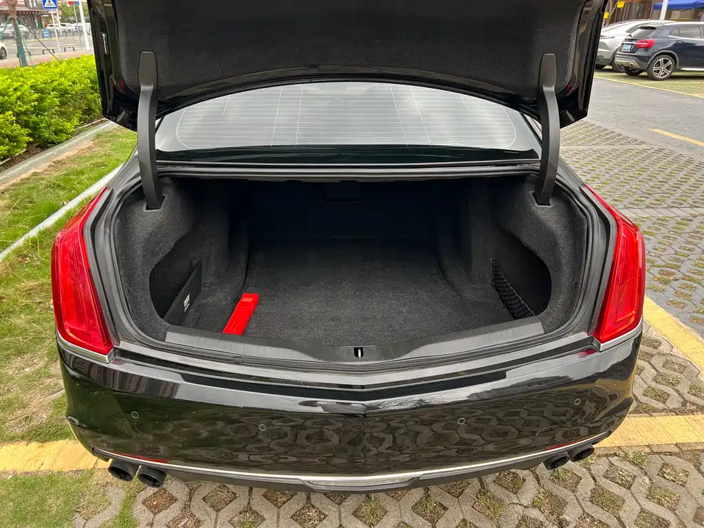 Cadillac CT6 2017 — фото 9