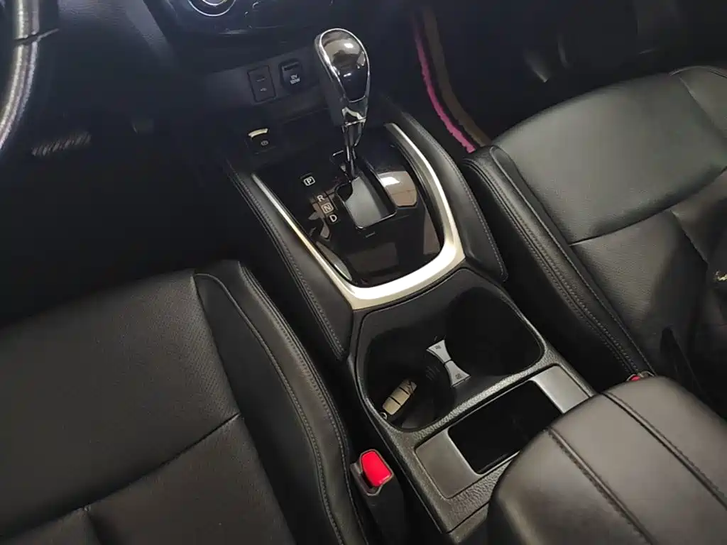 Nissan X-Trail 2022 — фото 14