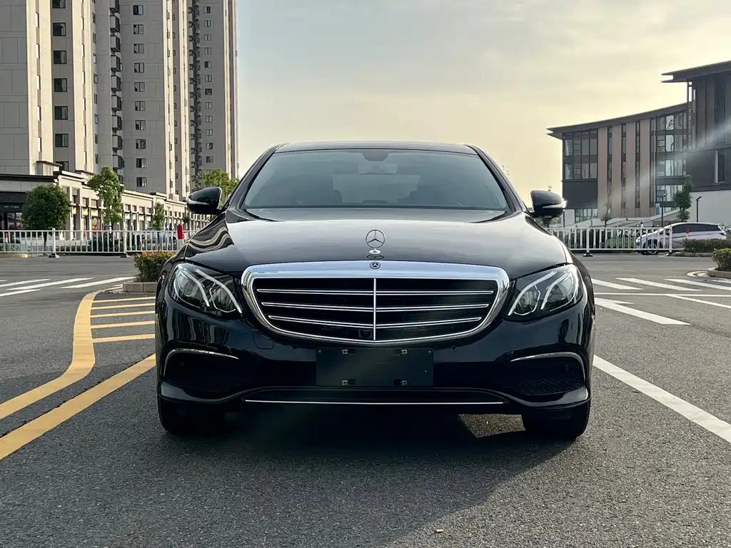 Mercedes-Benz E-Class 2020 — фото 2